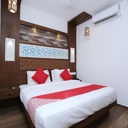 Hotel Qube Kochi Exteriör bild