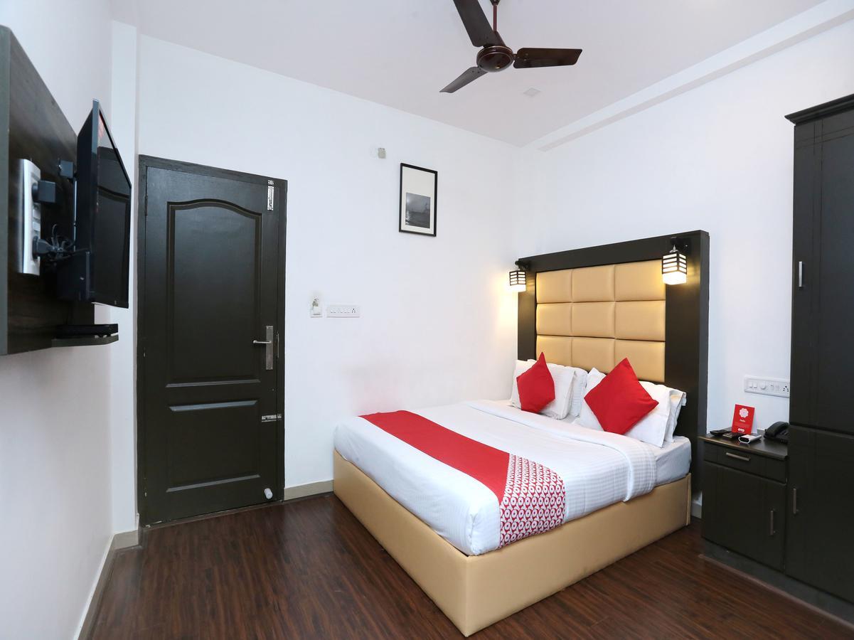 Hotel Qube Kochi Exteriör bild