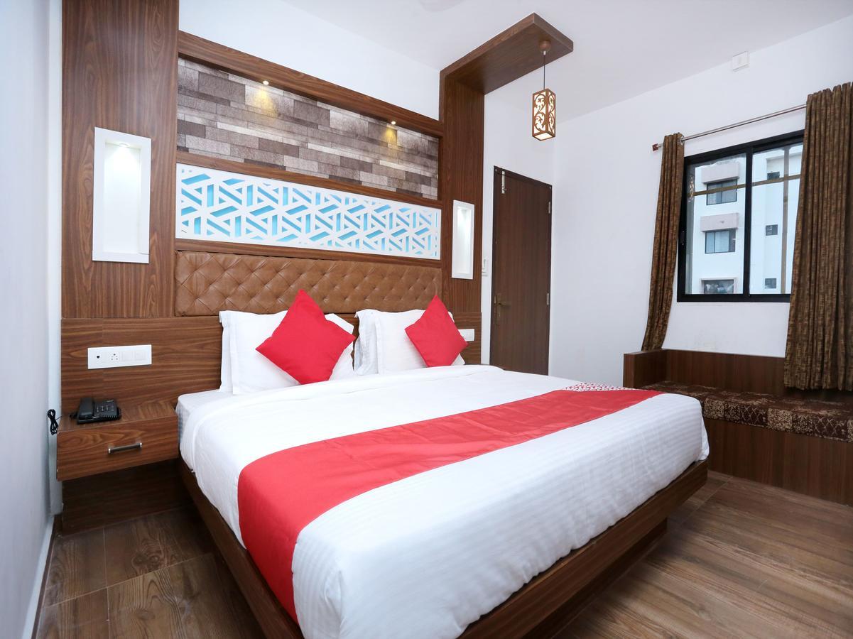 Hotel Qube Kochi Exteriör bild