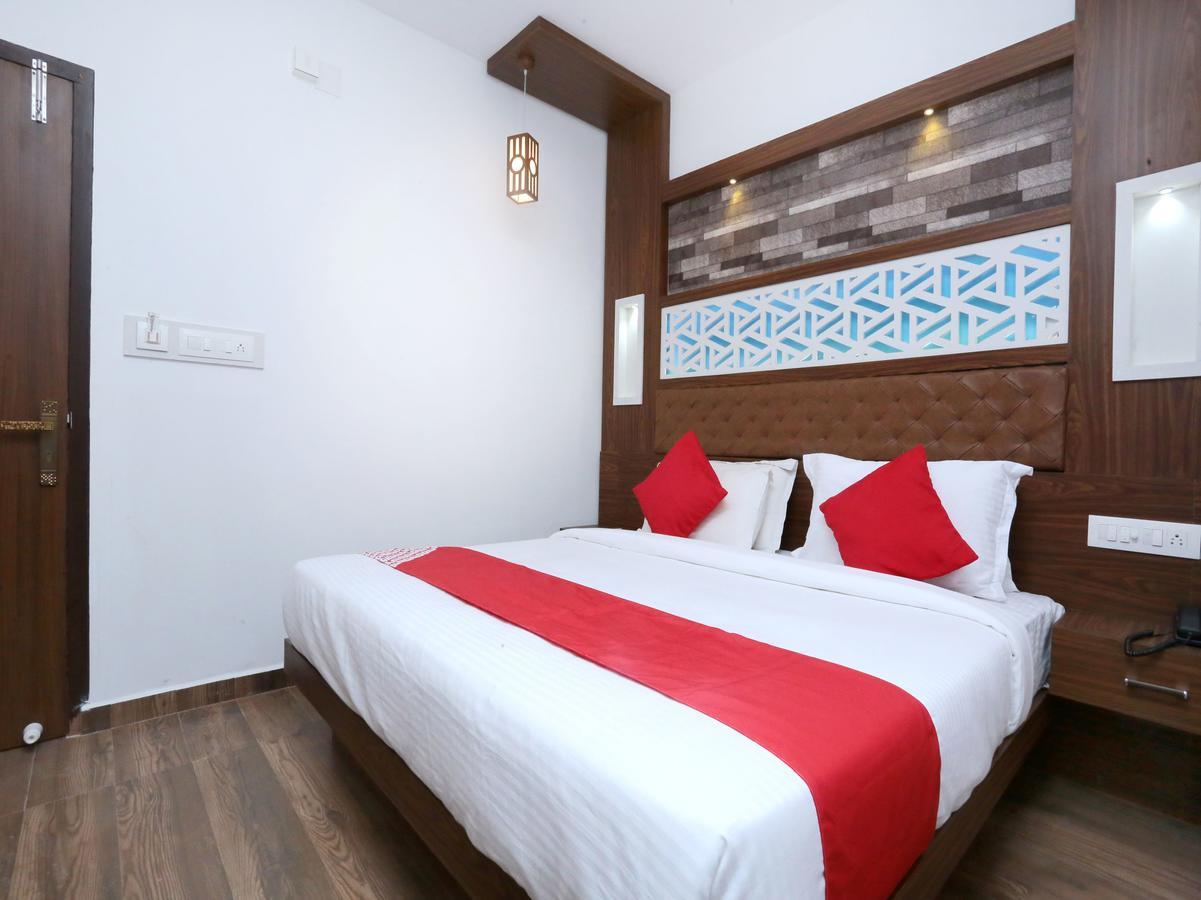 Hotel Qube Kochi Exteriör bild